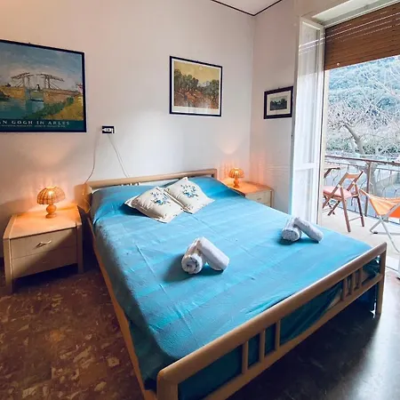 Hostdomus - Bilocale Sul Borgo * Finale Ligure