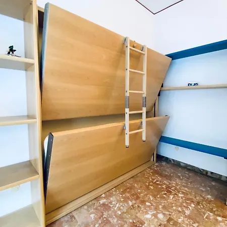 Hostdomus - Bilocale Sul Borgo Finale Ligure