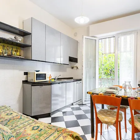 Appartement Hostdomus - Bilocale Sul Borgo Finale Ligure