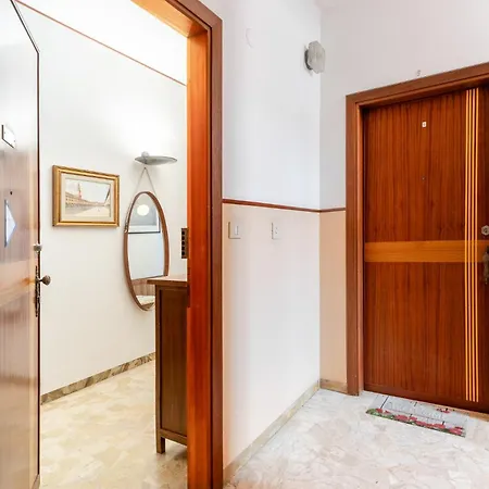Appartement Hostdomus - Bilocale Sul Borgo Finale Ligure