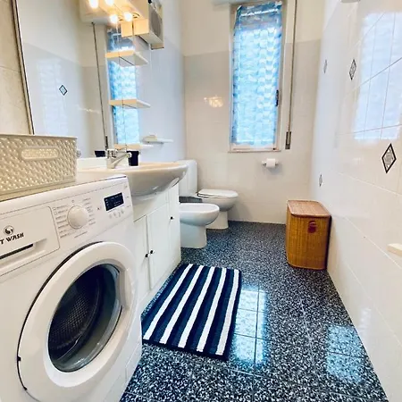 Apartment Hostdomus - Bilocale Sul Borgo *