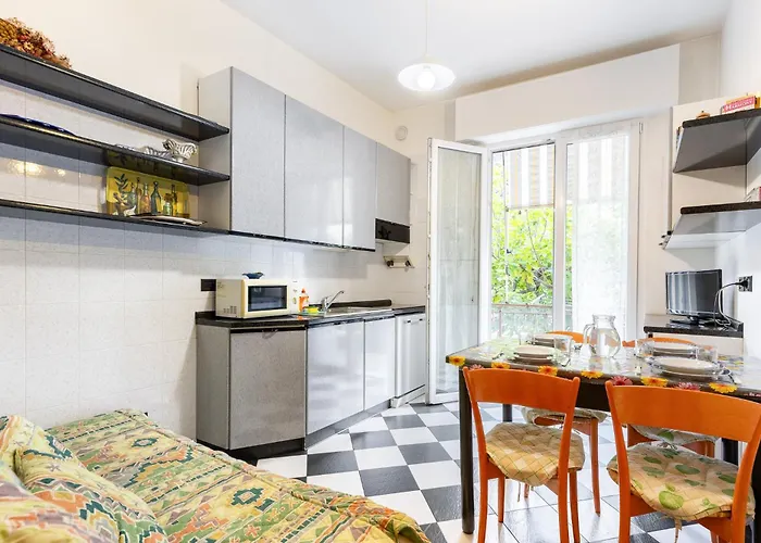 Apartmán Hostdomus - Bilocale Sul Borgo Finale Ligure